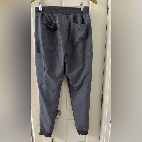 DOLAN Gray Scrub Set – Top & Jogger Pants – Size Small - Picture 5 of 7